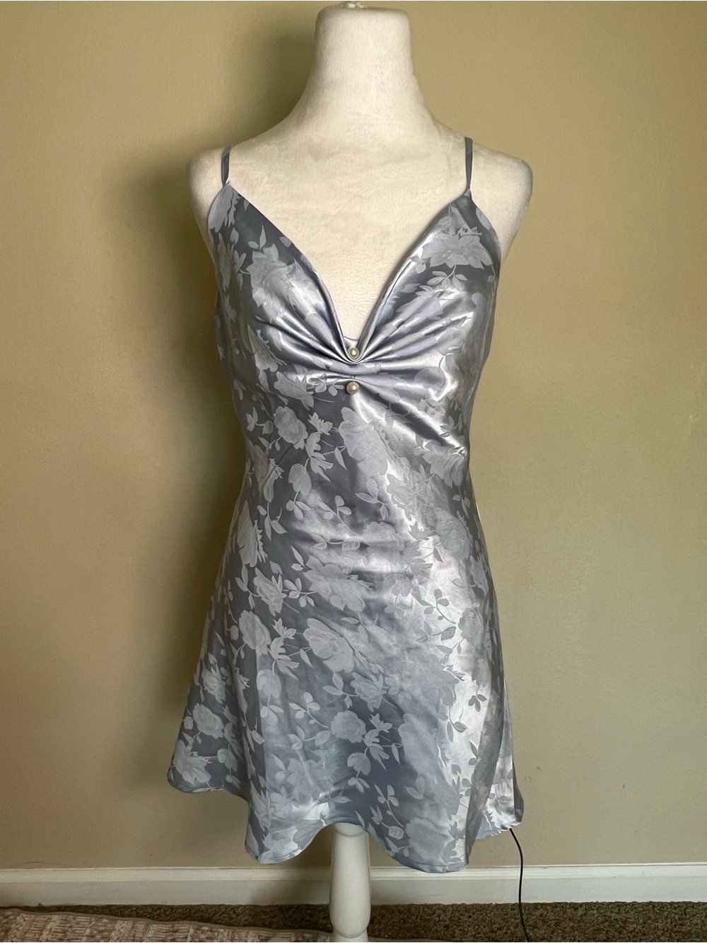 Lulus Gray Satin Floral Slip Dress V-Neck Adjustable Straps Zip Women's M